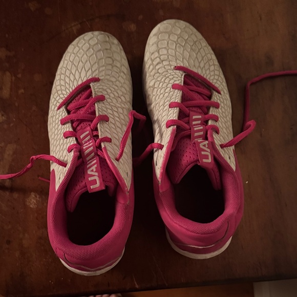 Under Armour Women's Athletic cleats Shoes in Pink and White - Picture 1 of 3